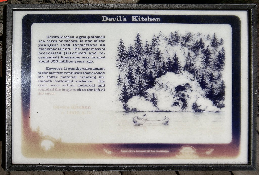 Mackinaw Island Area May 2008 0536.jpg - May 24 2008 a trip to Mackinac City for a 5 M race and a visit to Mackinac Island. A day to the UP, Paradise, Whitefish Point and Tahquamen Falls. This was followed by trips to Petoskey and Charlevoix.